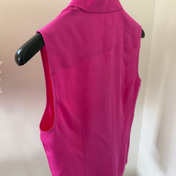 NWT🔖Theory Tanelis Sleeveless Silk Button-Up Shirt Hot Pink Work Carnation - Picture 4 of 7